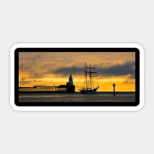 The Flying Dutchman leaving port - Panorama Sticker